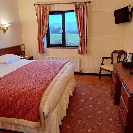 Corthna Lodge Schull ภายนอก รูปภาพ