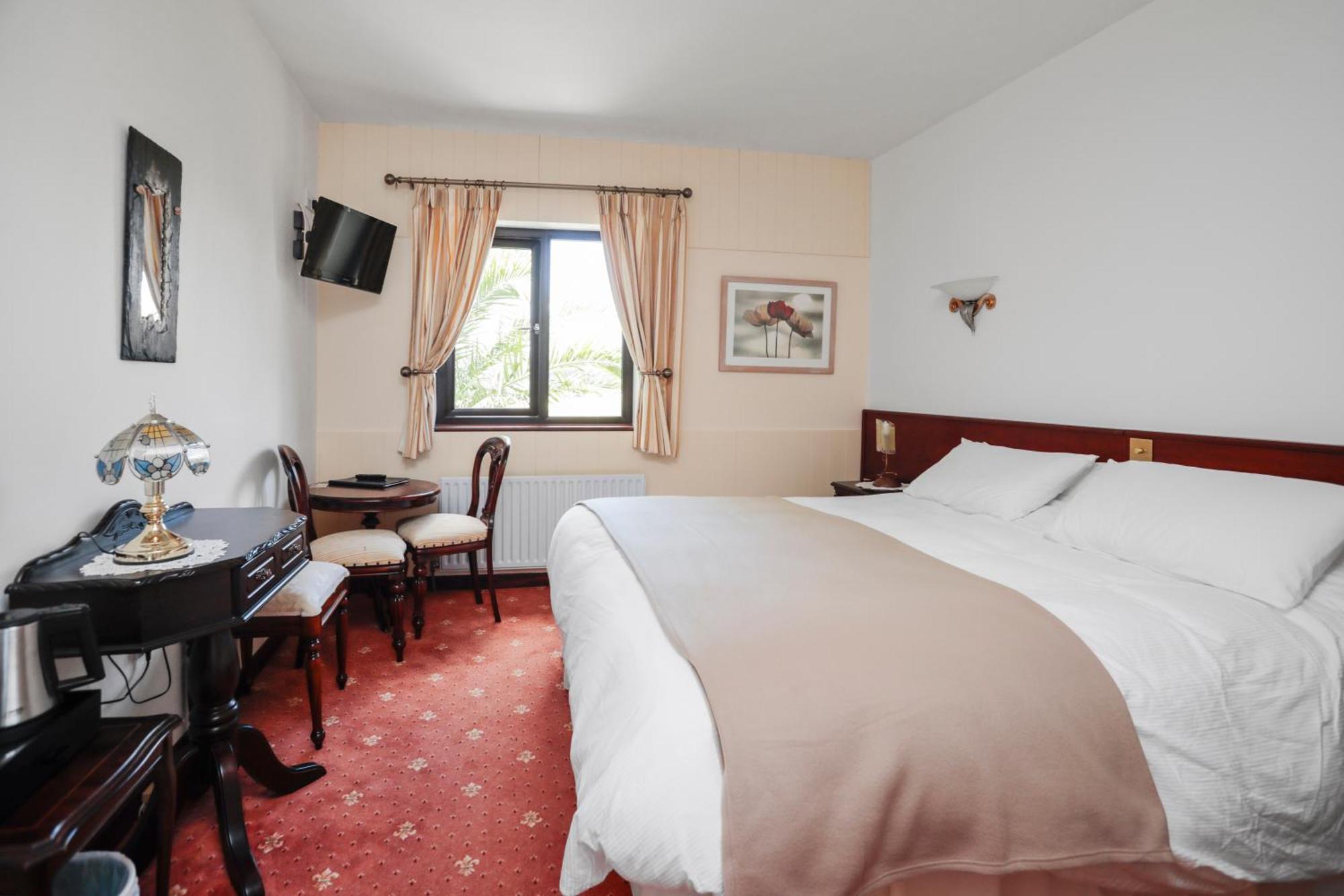 Corthna Lodge Schull ภายนอก รูปภาพ